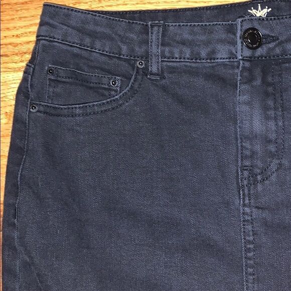 Almost famous black distressed denim mini skirt. 7 - Picture 2 of 10
